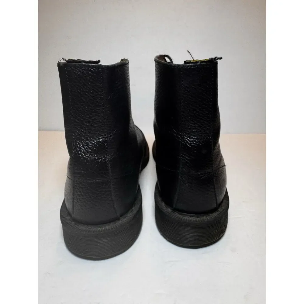 Women’s Size 8 Doc Martens Eldritch Black Leather Pebble grain Boots Cut Tag